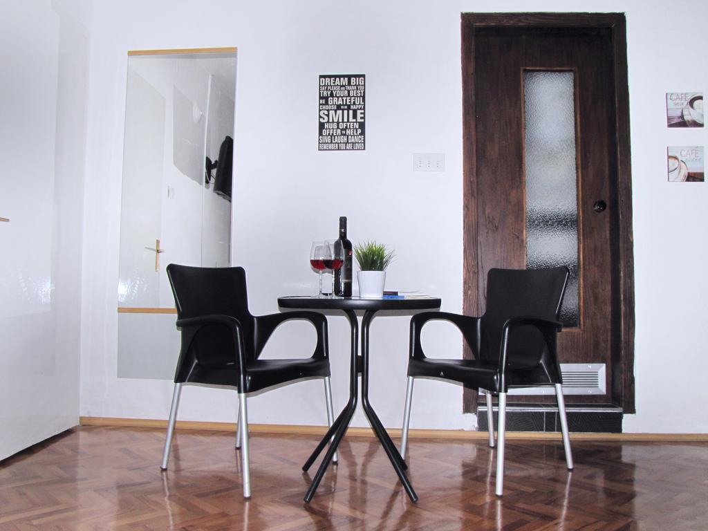 The House Apartments & Guest Rooms Ohrid Exterior foto